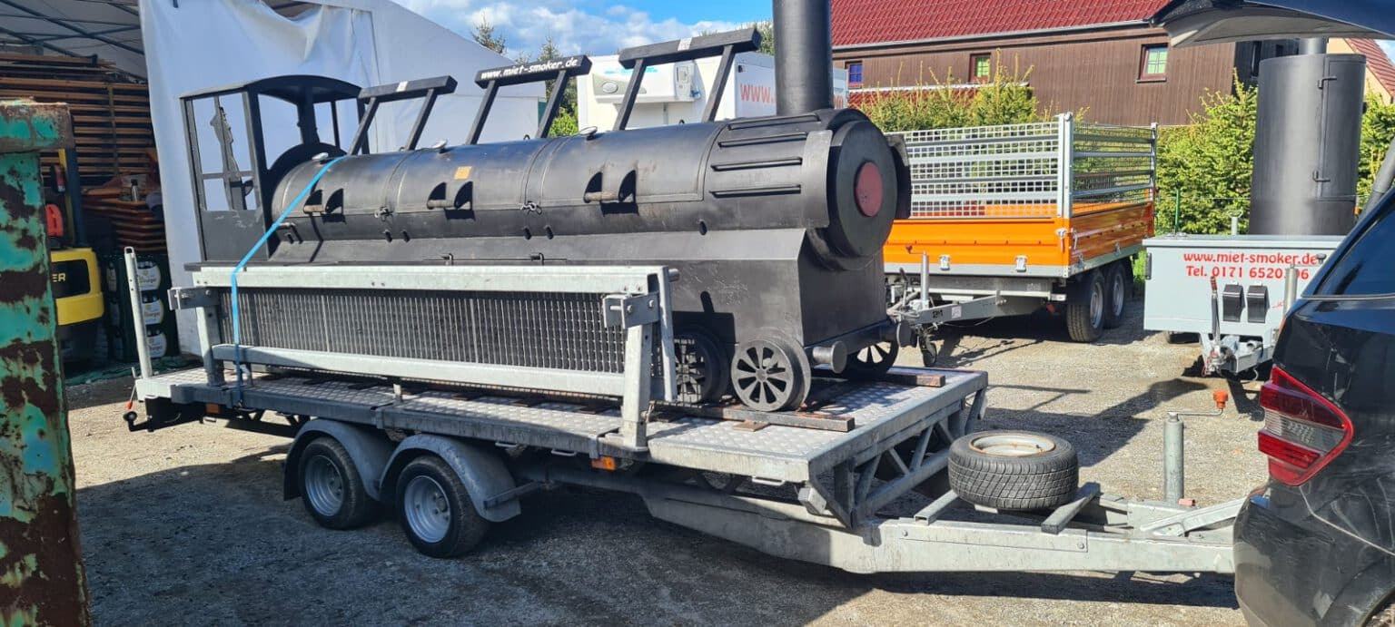 24 Zoll BBQ Smoker / Grill „alte Western Lokomotive“ mieten